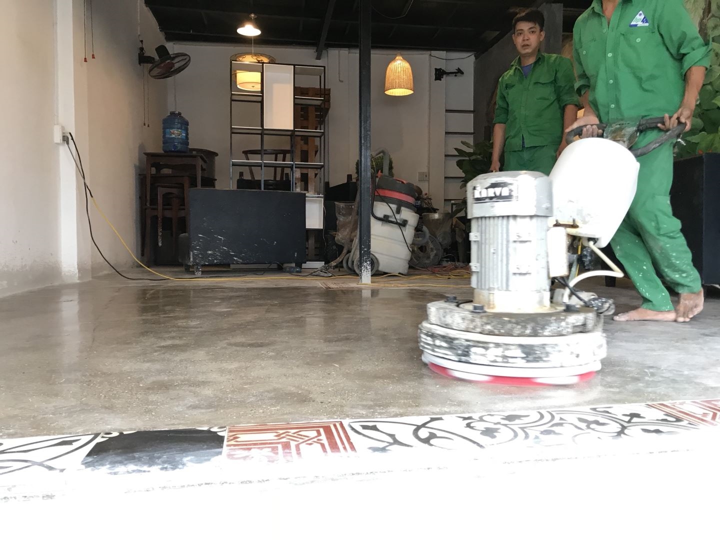 Dịch vụ đánh bóng sàn bê tông tại huế
